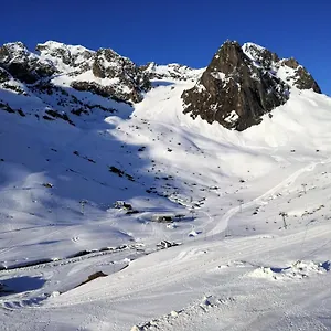 https://le-montana-2.midi-pyreneeshotels.com