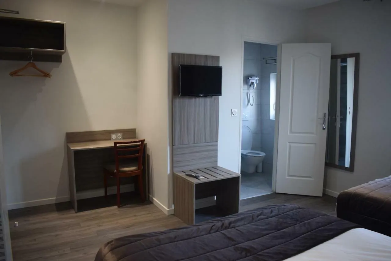 Hotel Puy De Dome Paris Fransa