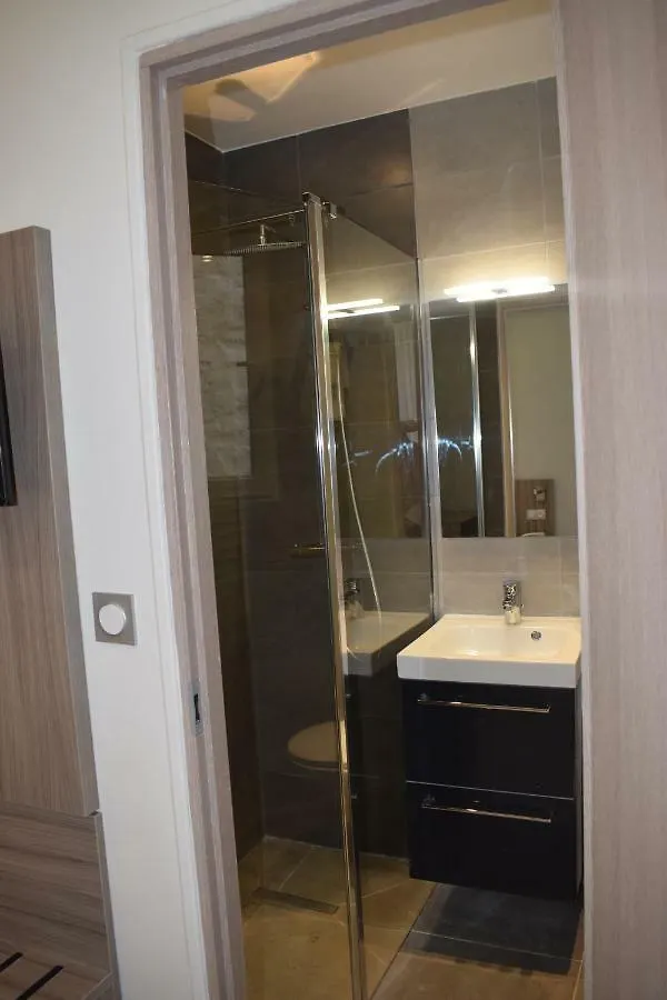 Hotel Puy De Dome Paris