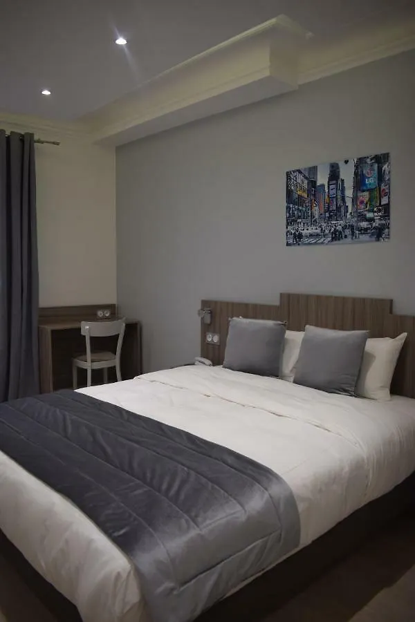 Hotel Puy De Dome Paris
