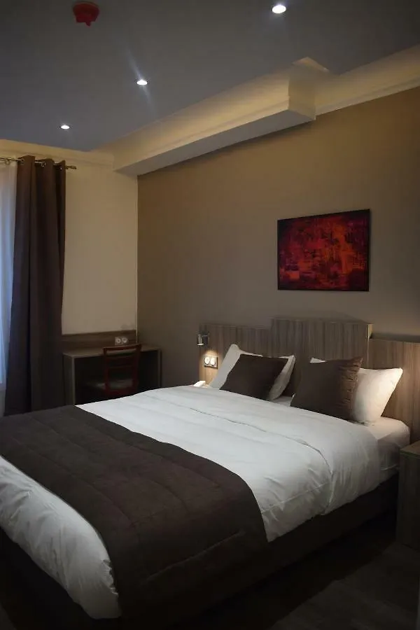 Hotel Puy De Dome Paris